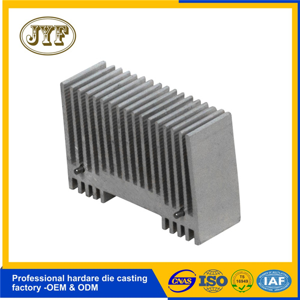 精密鋁型材散熱器